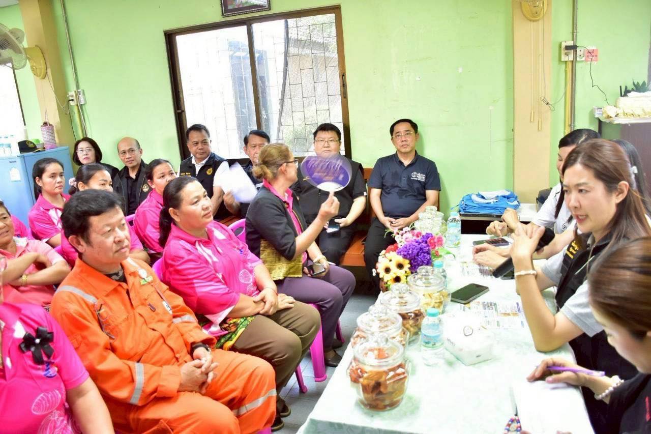 title - ส.ป.ก. ร่วมติดตามรัฐมนตรีช่วยว่าการกระทรวงเกษตรและสหกรณ์ (นางสาวปิยะรัฐชย์ ติยะไพรัช) ลงพื้นที่การตรวจราชการ ณ สหกรณ์แปรรูปกล้วยแปรรูป และตรวจเยี่ยมกลุ่มวิสาหกิจชุมชนข้าวชุมชนบ้านมนต์คีรี จังหวัดสุโขทัย